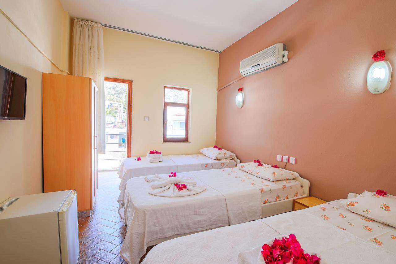 Saray Pansiyon Kaş Luaran gambar